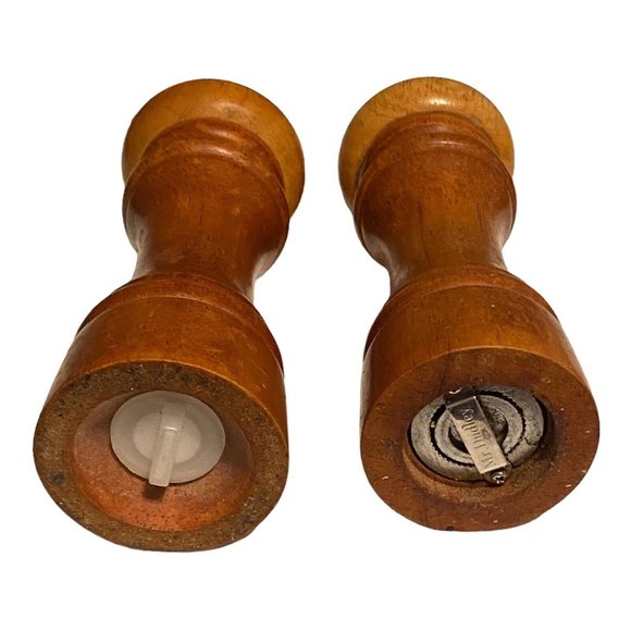 Vintage Mr Dudley 7” Solid Wood Pepper Grinder Mill and Salt Shaker Set - Picture 3 of 3